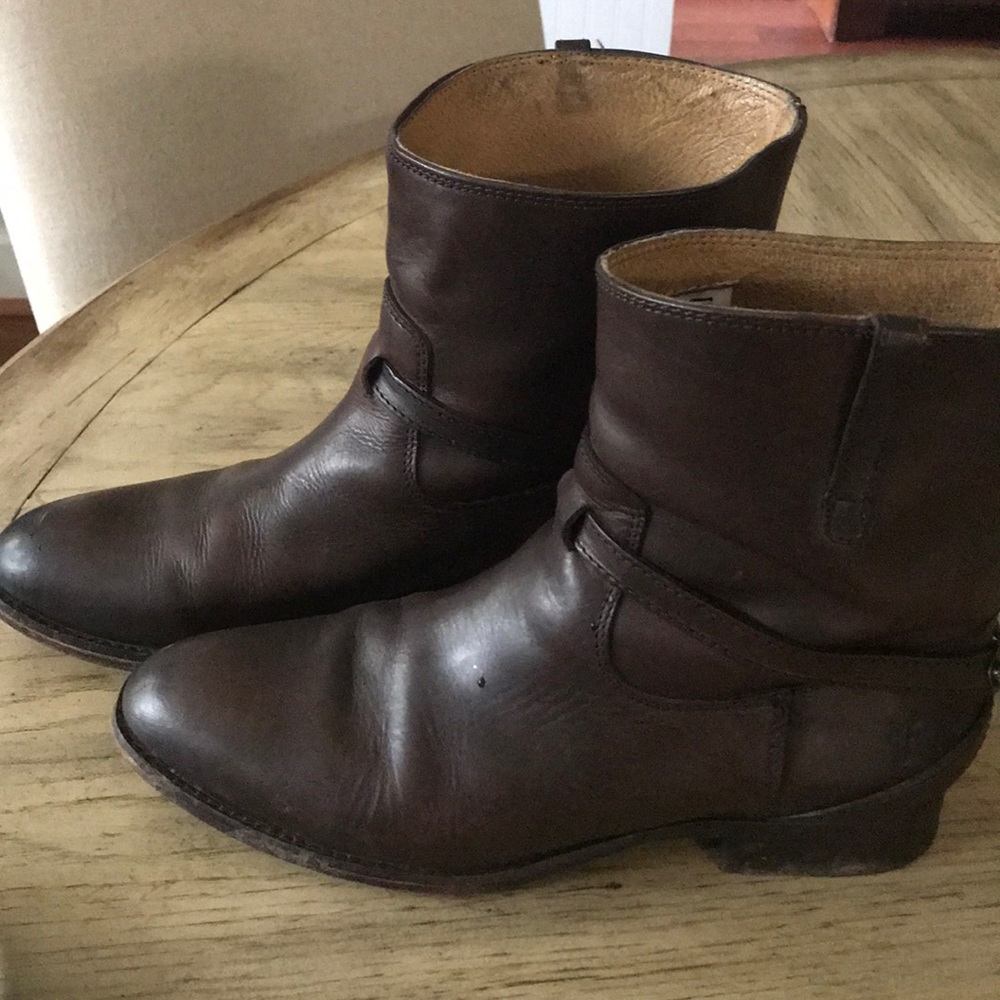 Frye short boots